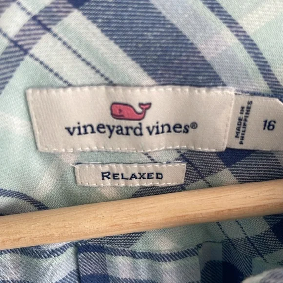 Vineyard Vines plaid flannel button down - Picture 2 of 4